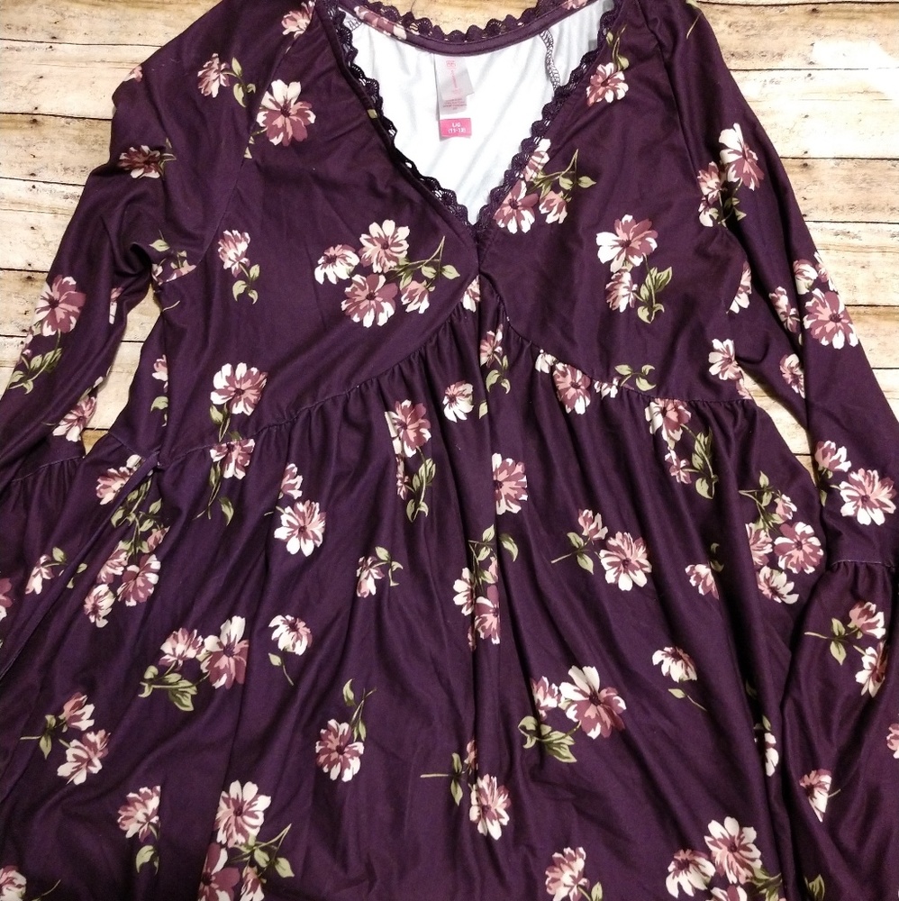 3/$10 No Boundaries Floral Bell Sleeve Top